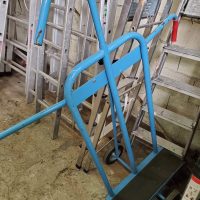 PORTE PLAQUE ROULANT