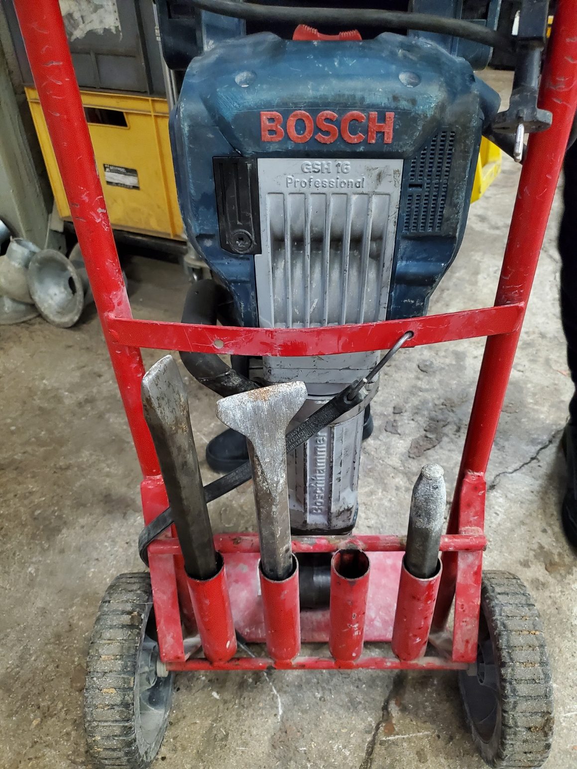 MARTEAU PIQUEUR BOSCH GSH 16-28 – Image 3
